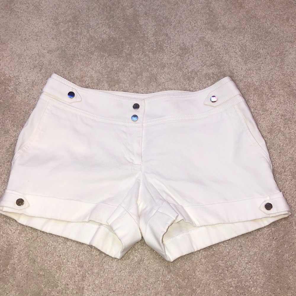 Caché White Twill Shorts